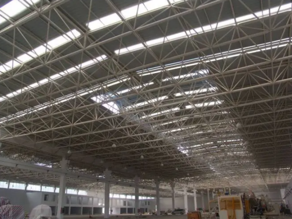 [cityname]网架工程施工中需要注意哪些事项？